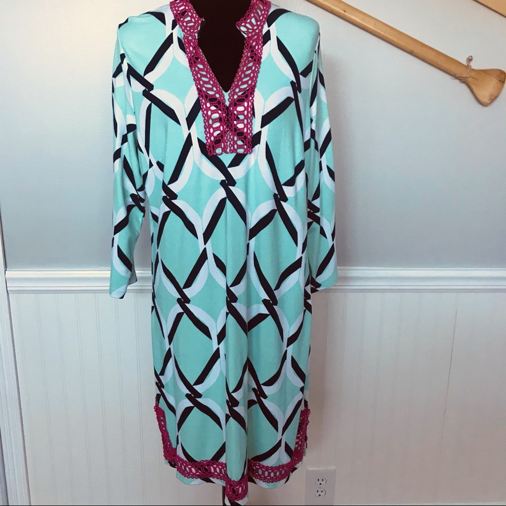 Crown & Ivy Geometric Print Dress
